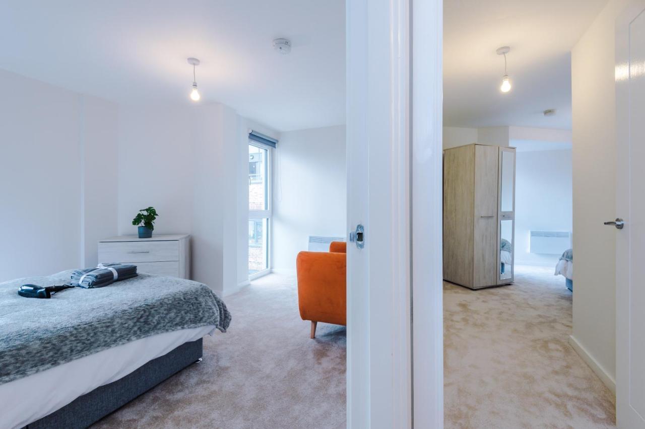 ✰Onpoint - Modern 2 Bed Apartment Close To Centre✰ ลีดส์ ภายนอก รูปภาพ