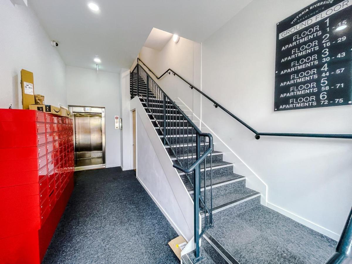 ✰Onpoint - Modern 2 Bed Apartment Close To Centre✰ ลีดส์ ภายนอก รูปภาพ