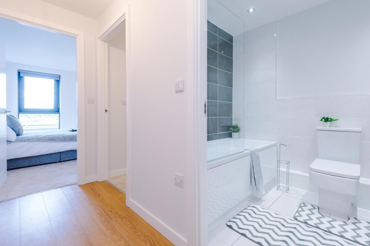 ✰Onpoint - Modern 2 Bed Apartment Close To Centre✰ ลีดส์ ภายนอก รูปภาพ